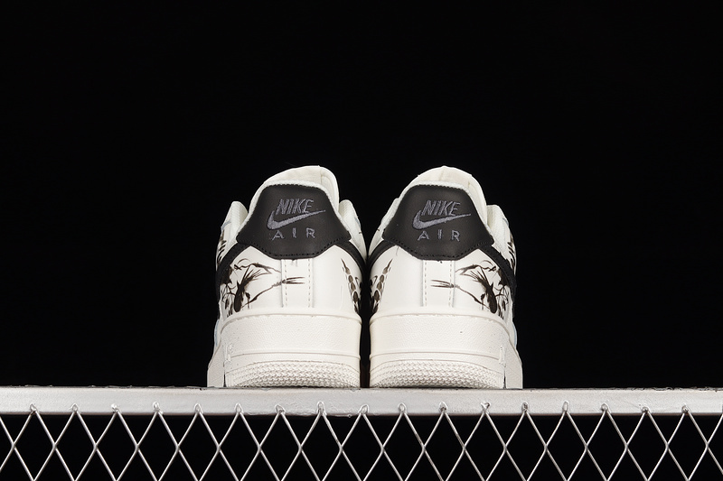 Air Force 1 Low 07 White/Black/Beige 7