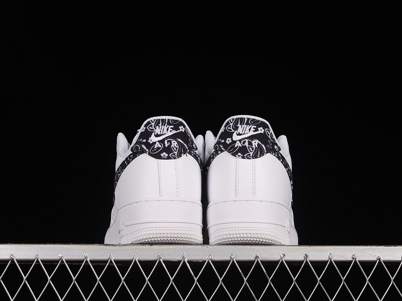 Air Force 1 Low Black Paisley White/Black-White 3