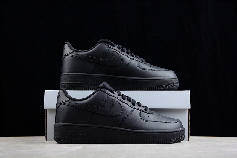 Nike Air Force 1 '07 Low Black/Black/Black 13