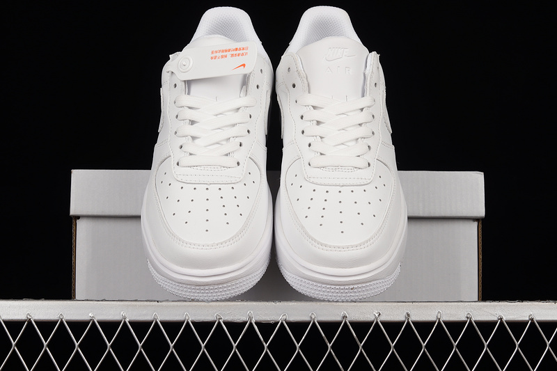 Air Force 1 Low 07 Ultraforce Leather White/White/White 21