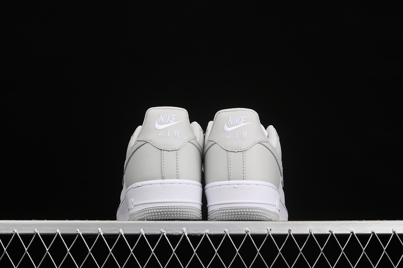 Air Force 1 Low 07 White/Light Grey/White 3