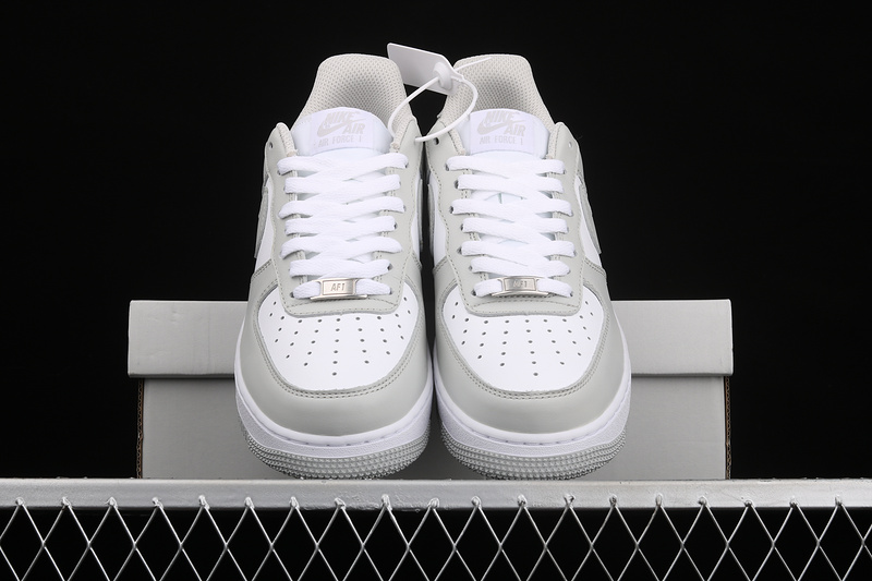 Air Force 1 Low 07 White/Light Grey/White 25