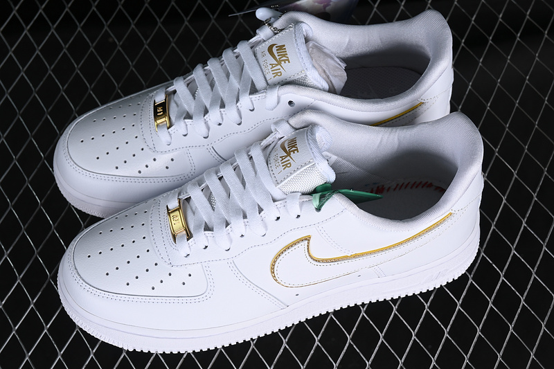 Nike Air Force 1 '07 Ess White/Gold 17