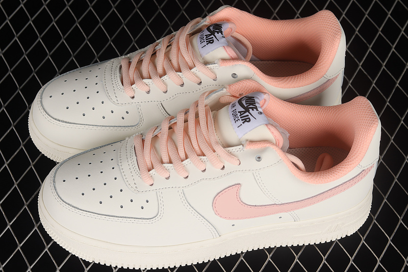 Air Force 1 Low 07 Milk White/Milk White/Pink 21