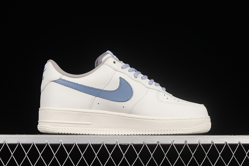 Air Force 1 Low 07 Lavender Beige/Black/Blue 3