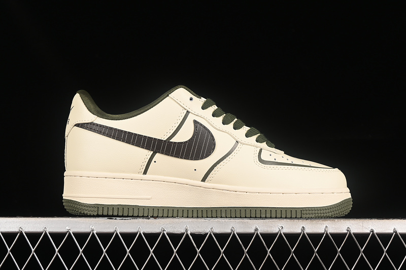 Nike Air Force 1 '07 Low L*V Yellow/Green 7