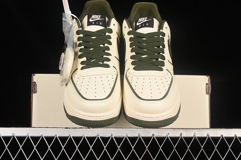 Nike Air Force 1 '07 Low L*V Yellow/Green 15