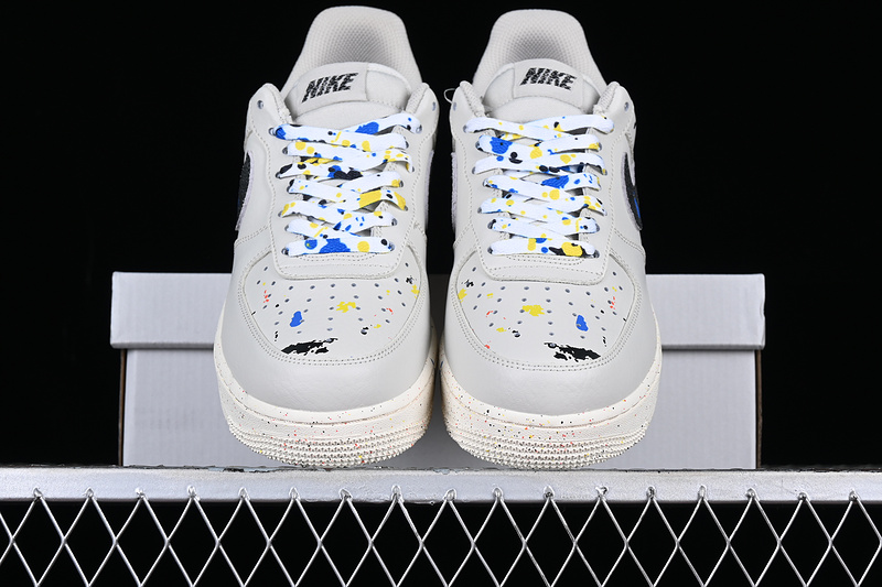 Nike Air Force 1 '07 Low Lv8 Paint Splatter Light Bone Light Bone/Black 21