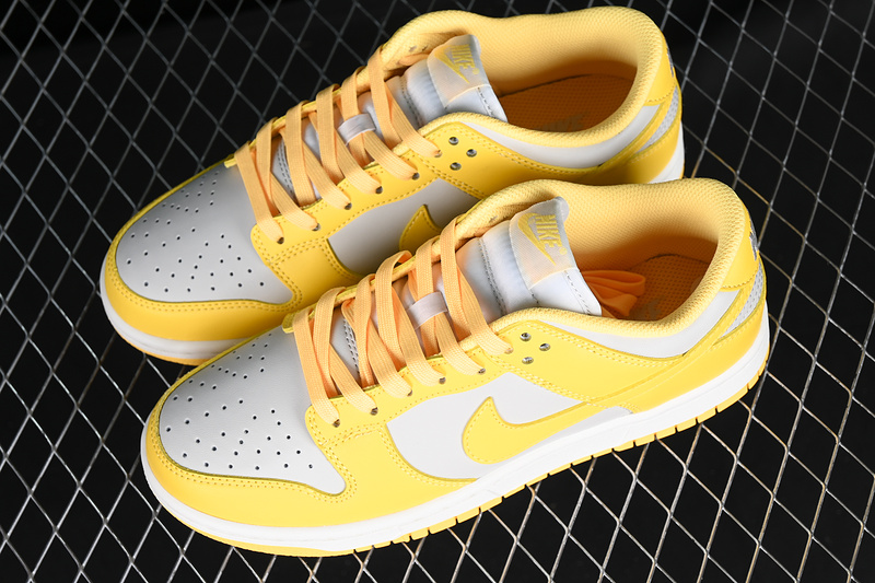 Dunk Low White/Yellow 5