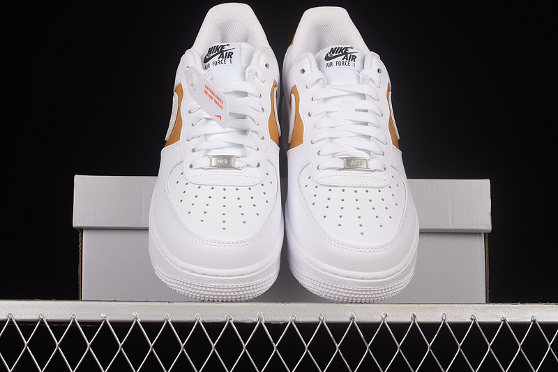 Air Force 1 Low White/Gold/White 11