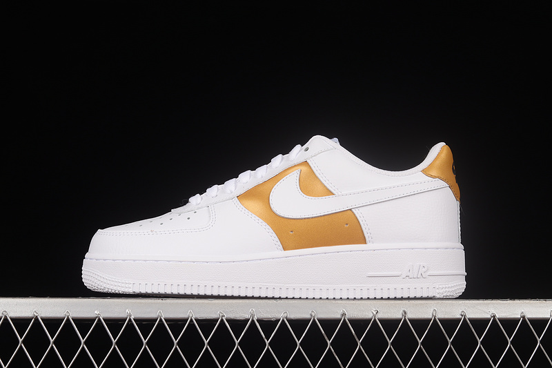 Air Force 1 Low White/Gold/White 23