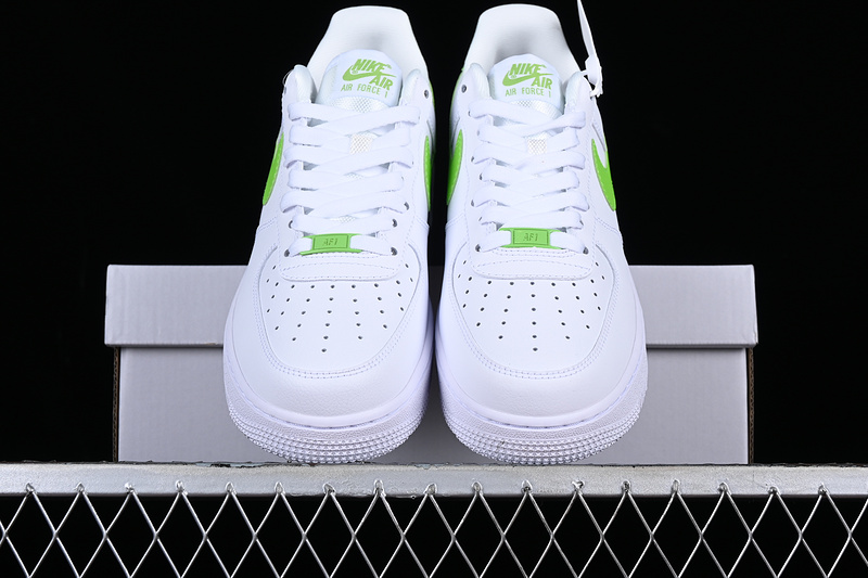 Nike Air Force 1 '07 White/Action Green 9