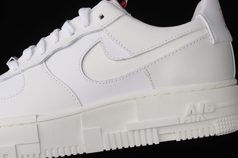 Air Force 1 Pixel White/Beige/Red 27