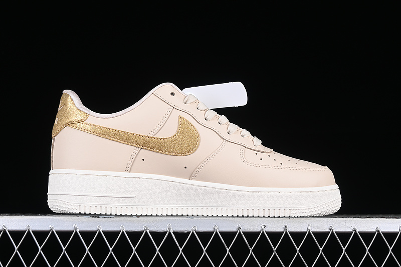 Nike Air Force 1 '07 Essential Sanddrift/Phantom/Metallic Gold 5