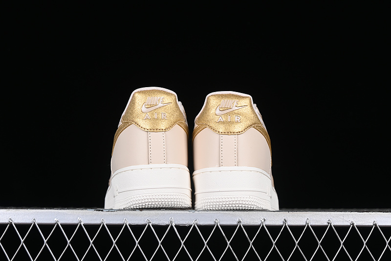 Nike Air Force 1 '07 Essential Sanddrift/Phantom/Metallic Gold 9