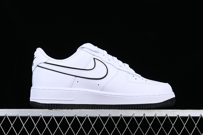 Nike Air Force 1 '07 White/White/Black 9