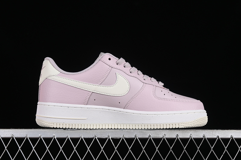 Nike Air Force 1 '07 Low Platinum Violet/Sail/Coconut Milk/Volt 13