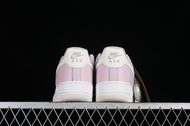 Nike Air Force 1 '07 Low Platinum Violet/Sail/Coconut Milk/Volt 15