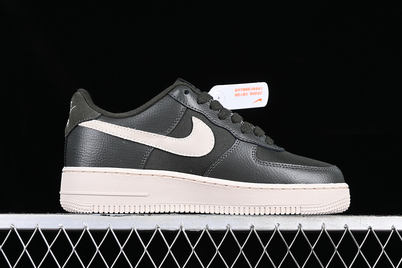 Nike Air Force 1 '07 Low Black/Grey 11