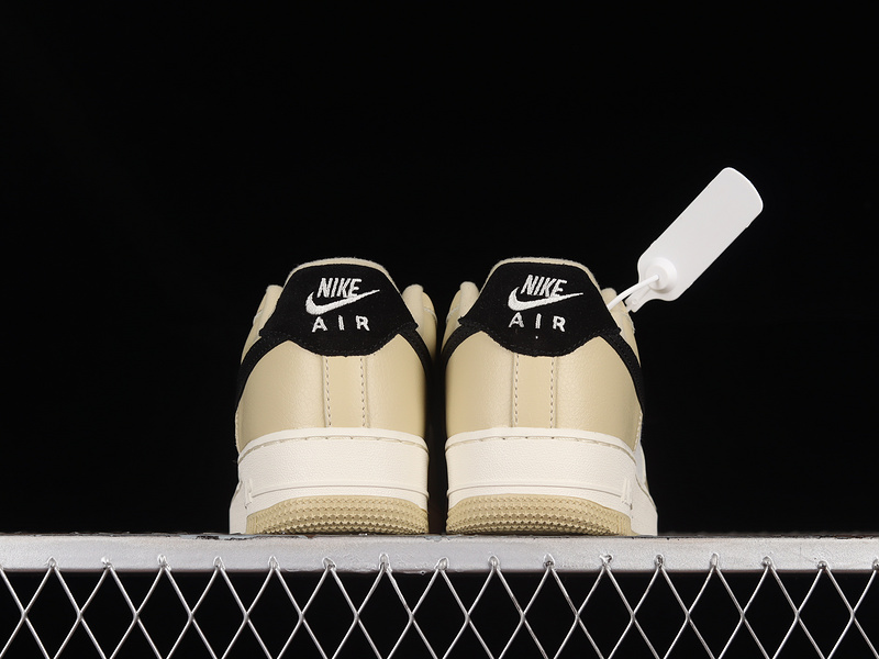 Nike Air Force 1 '07 Low Lx Team Gold/Black/White 25