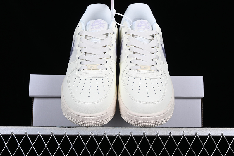 Air Force 1 Low Sail/Oxygen Purple 7