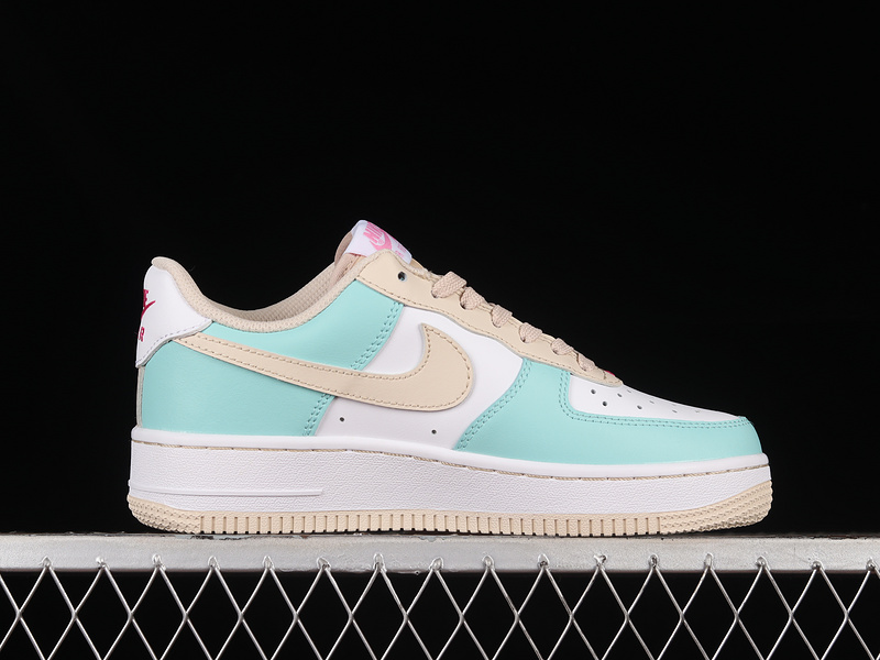 Nike Air Force 1 '07 Low Cream Coloured/Green/White 29