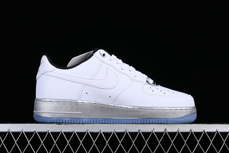 Nike Air Force 1 '07 Low Se White/White/Metallic Silver/Black 11