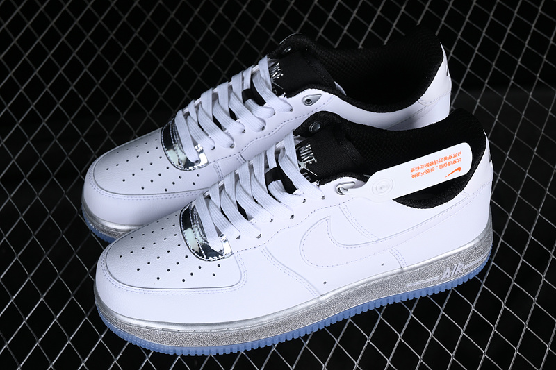 Nike Air Force 1 '07 Low Se White/White/Metallic Silver/Black 19