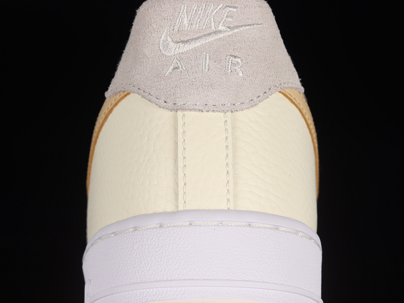 Air Force 1 Low 07 Coconut Milk/Sesame/Light Bone/Summit White 15