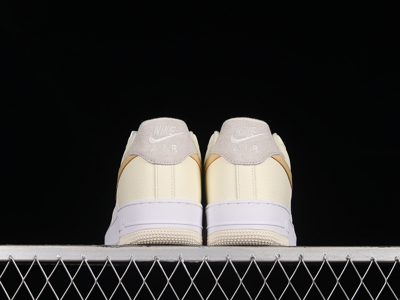 Air Force 1 Low 07 Coconut Milk/Sesame/Light Bone/Summit White 25