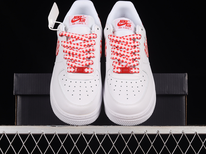 Nike Air Force 1 '07 Low White/Red 5