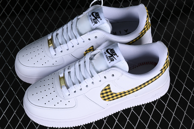 Nike Air Force 1 '07 Low Black/White/Yellow 5