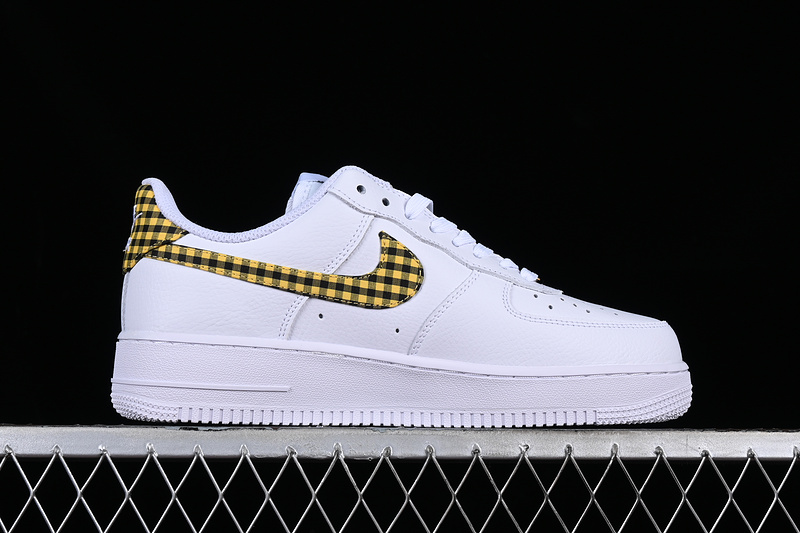 Nike Air Force 1 '07 Low Black/White/Yellow 25