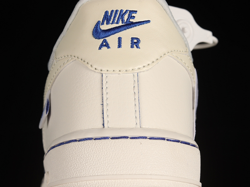 Air Force 1 Low Worldwide Pack Sail/White-Game Royal-Sail 5