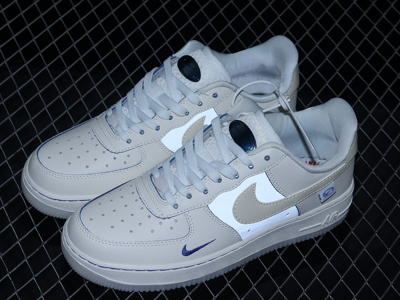 Air Force 1 Low Worldwide Pack Sail/White-Game Royal-Sail 17