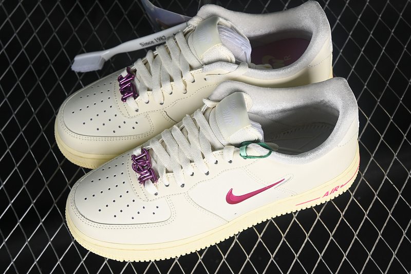 Nike Air Force 1 '07 Low Coconut Milk/Playful Pink/Alabaster 7