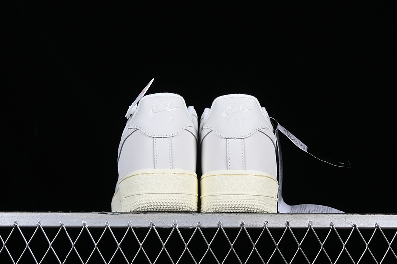 Nike Air Force 1 '07 Low White/Beige 29