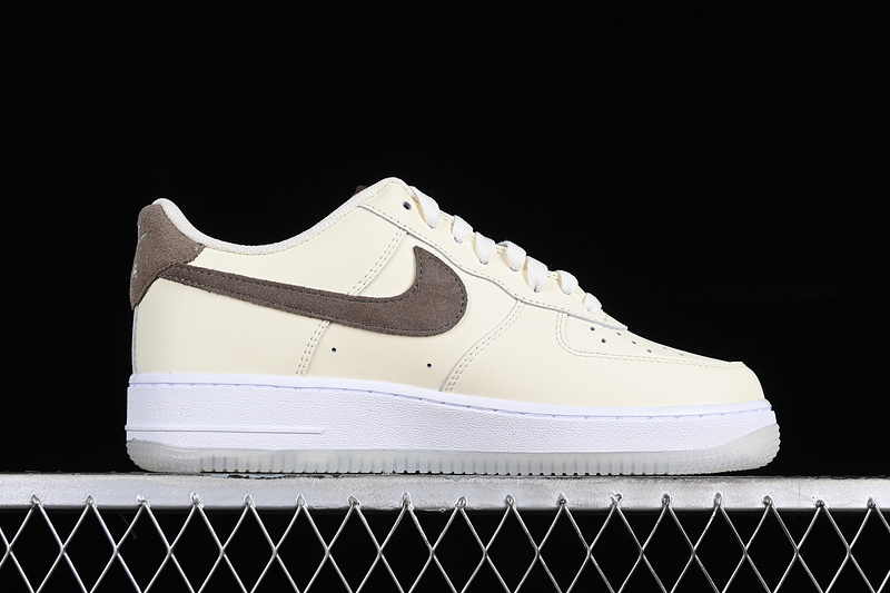 Nike Air Force 1 '07 Low White/Yellow/Grey 23