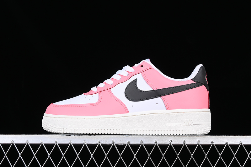 Nike Air Force 1 '07 Low Black/White/Pink 7