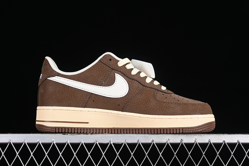 Nike Air Force 1 '07 Low Cacao Wow/Coconut Milk/Vintage Green/Sail 13