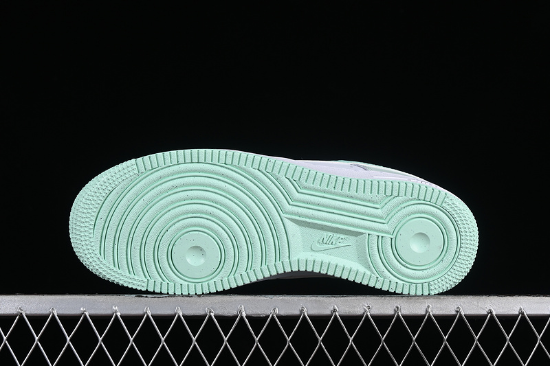 Nike Air Force 1 '07 Low Barely Green/Mint Foam/White 17