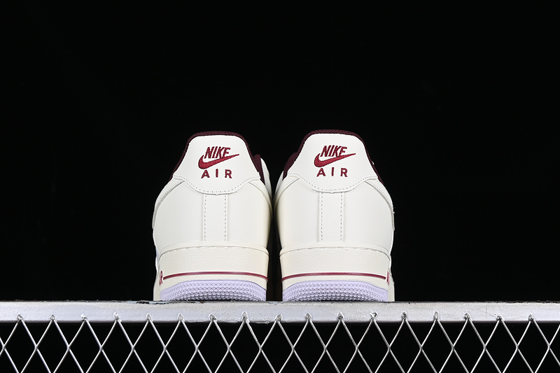 Nike Air Force 1 '07 Low White/Beige/Red 23