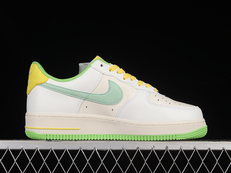 Nike Air Force 1 '07 Low White/Green/Brown 5