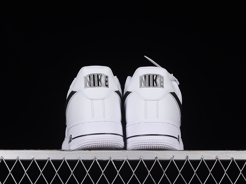 Air Force 1 Low 07 3 White/White/Black 13