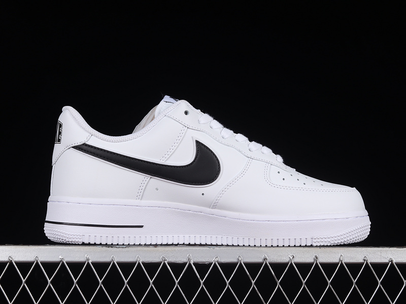 Air Force 1 Low 07 3 White/White/Black 23