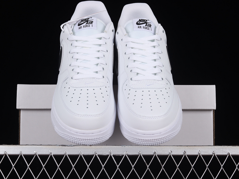 Air Force 1 Low 07 3 White/White/Black 29