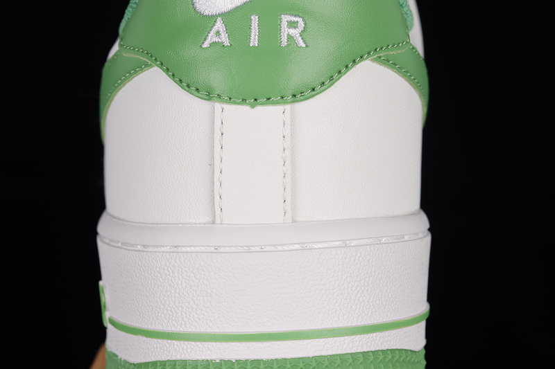 Air Force 1 Low 07 White/White/Chlorophyll 29