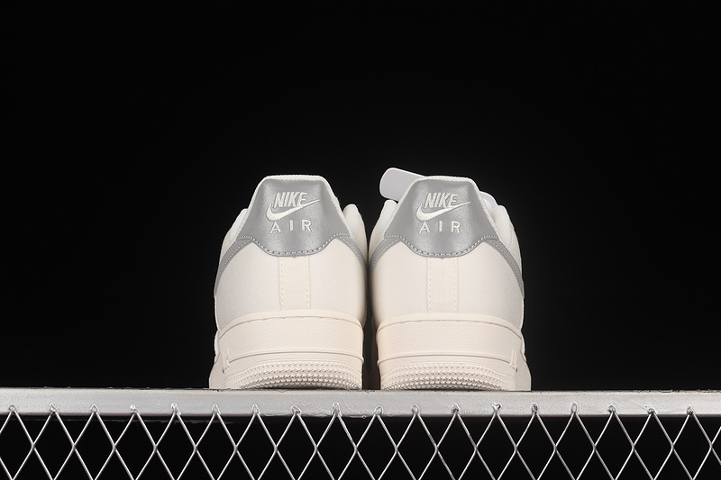 Nike Air Force 1 '07 Low White/White/Grey 15