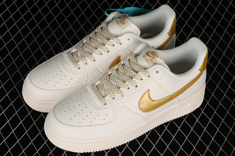 Nike Air Force 1 '07 Low White/White/Metallic Gold 23