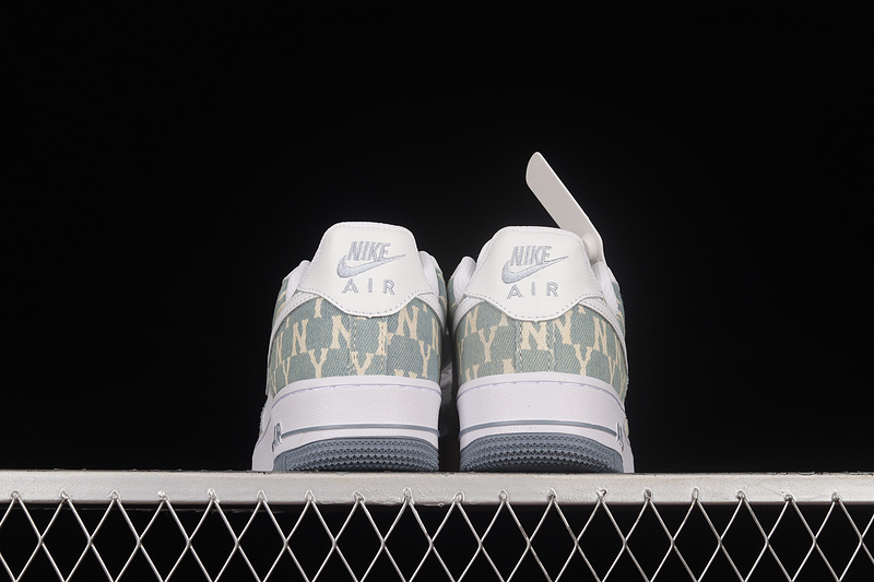 Nike Air Force 1 '07 Low White/Light Blue/White 25